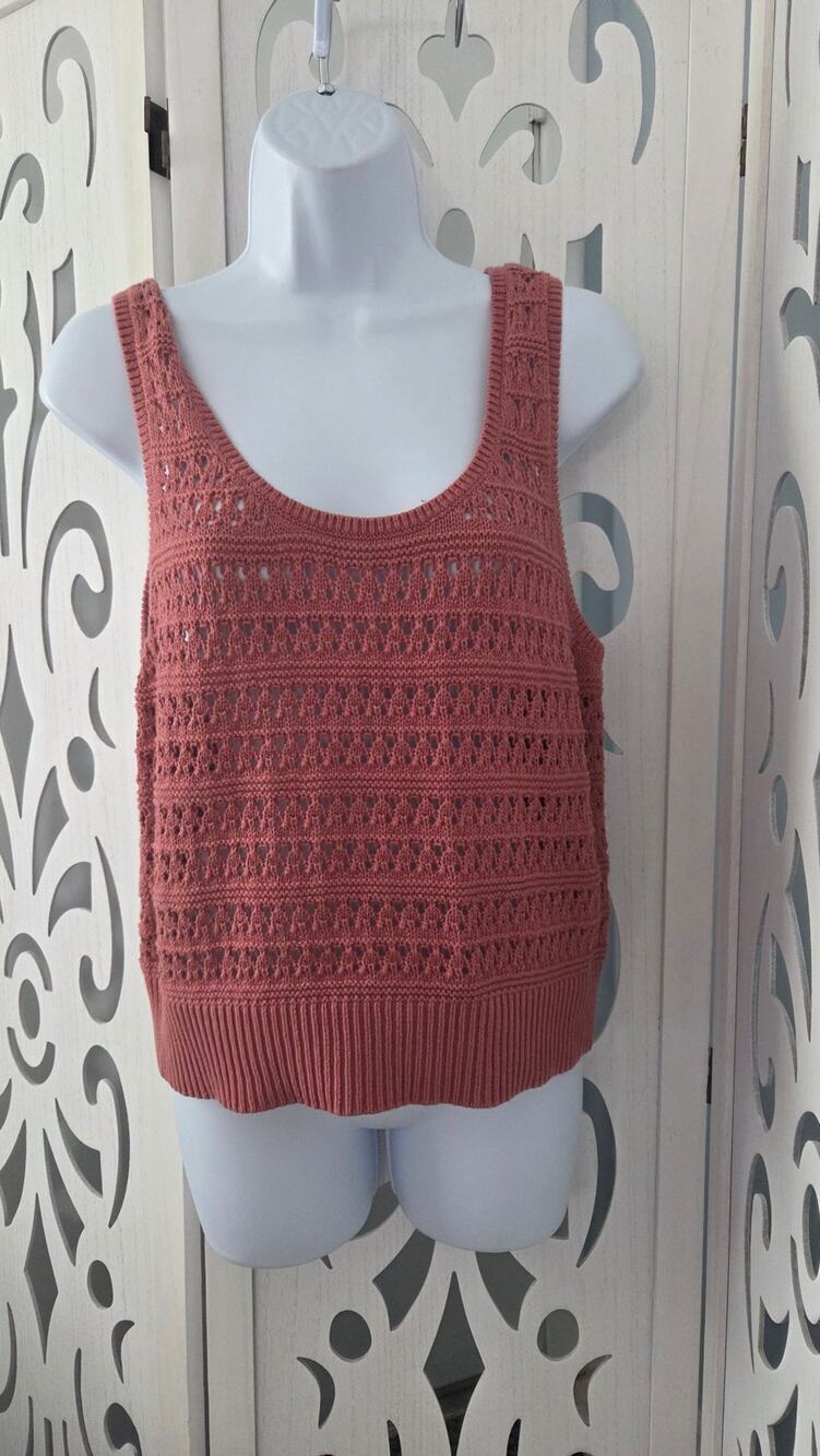 Old Navy Crochet Tank Top Rose Pink Knit Sleeveless Crop Cami Size Large
